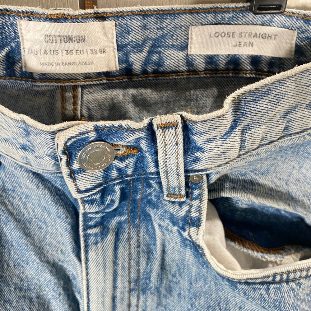 Cotton On 90s Distressed Acid Wash Loose Straight Leg Jeans Size 4 Grunge Y2K - Picture 3 of 6